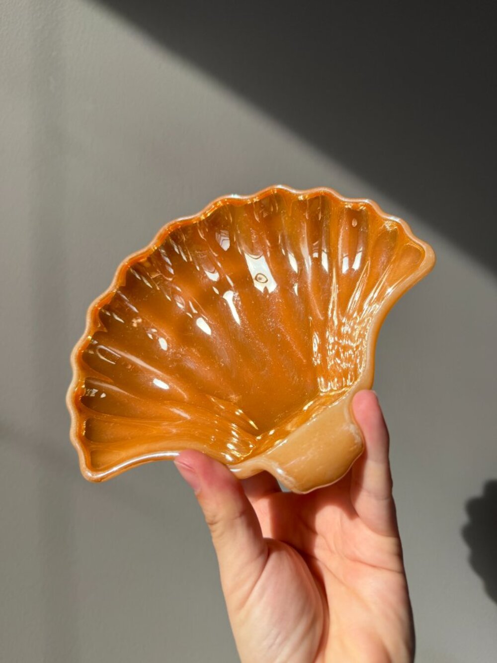 3/$30 🌟 Vintage Orange Fire King Lustreware Shell Dish - Picture 4 of 9